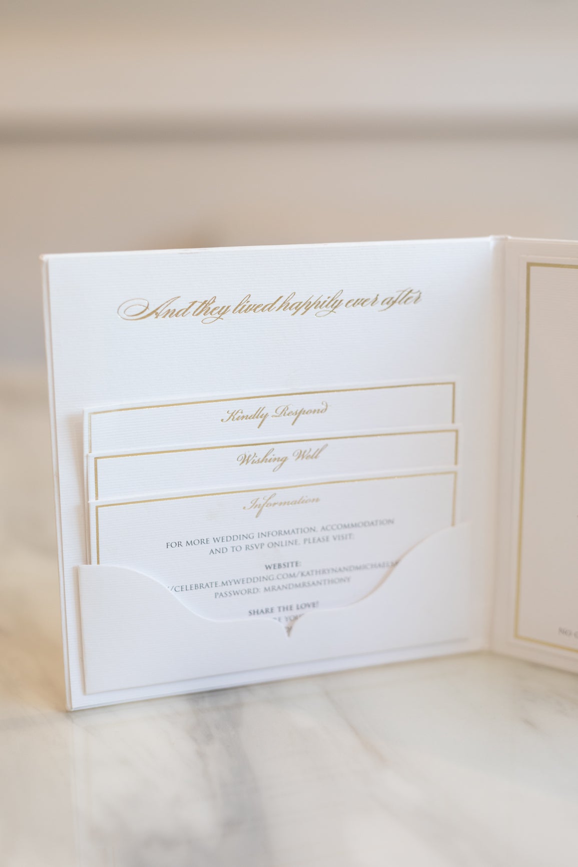 KATHRYN & MICHAEL - Ooh Aah Invitations